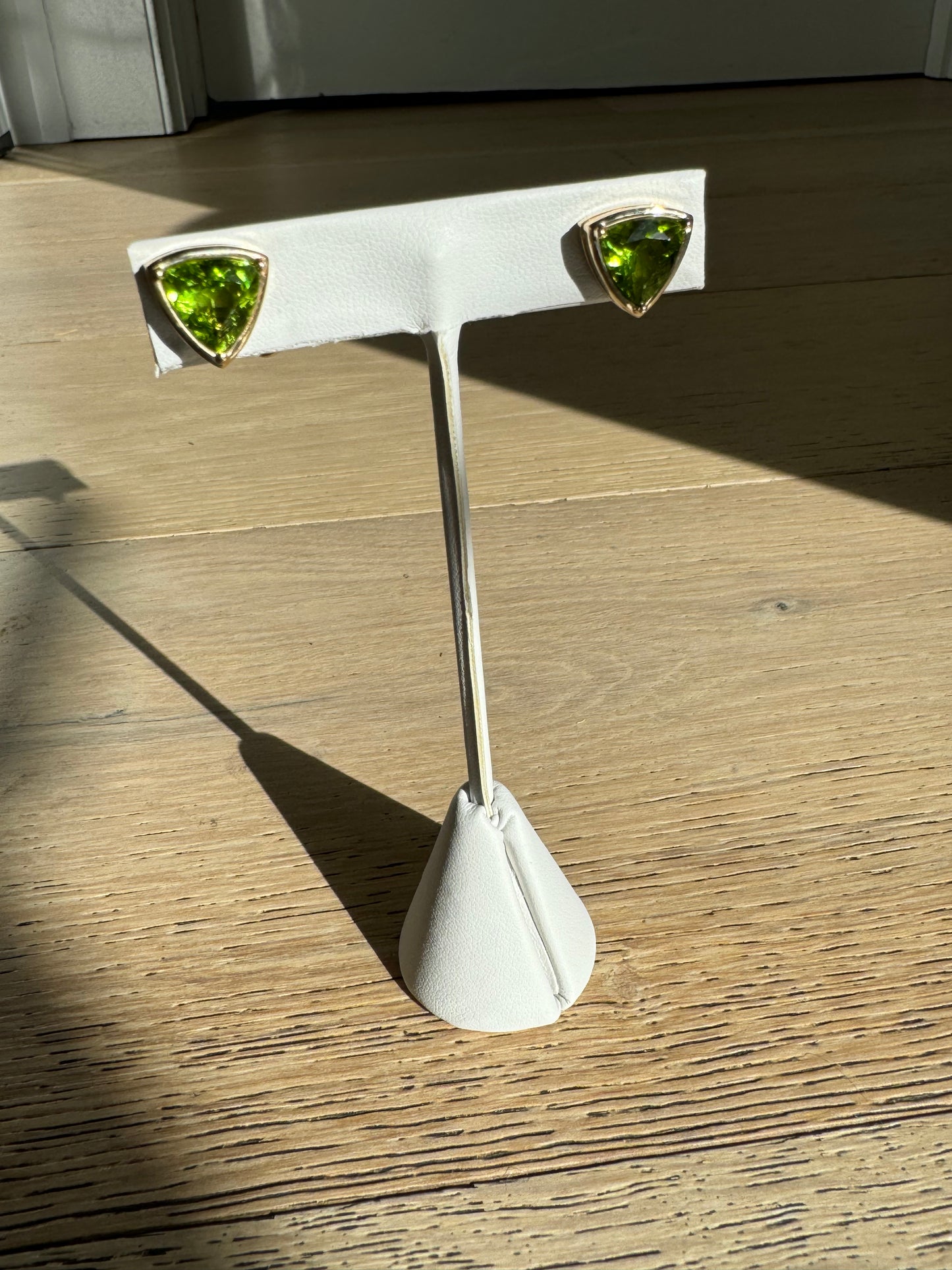 Three Points to Gaud - Sample