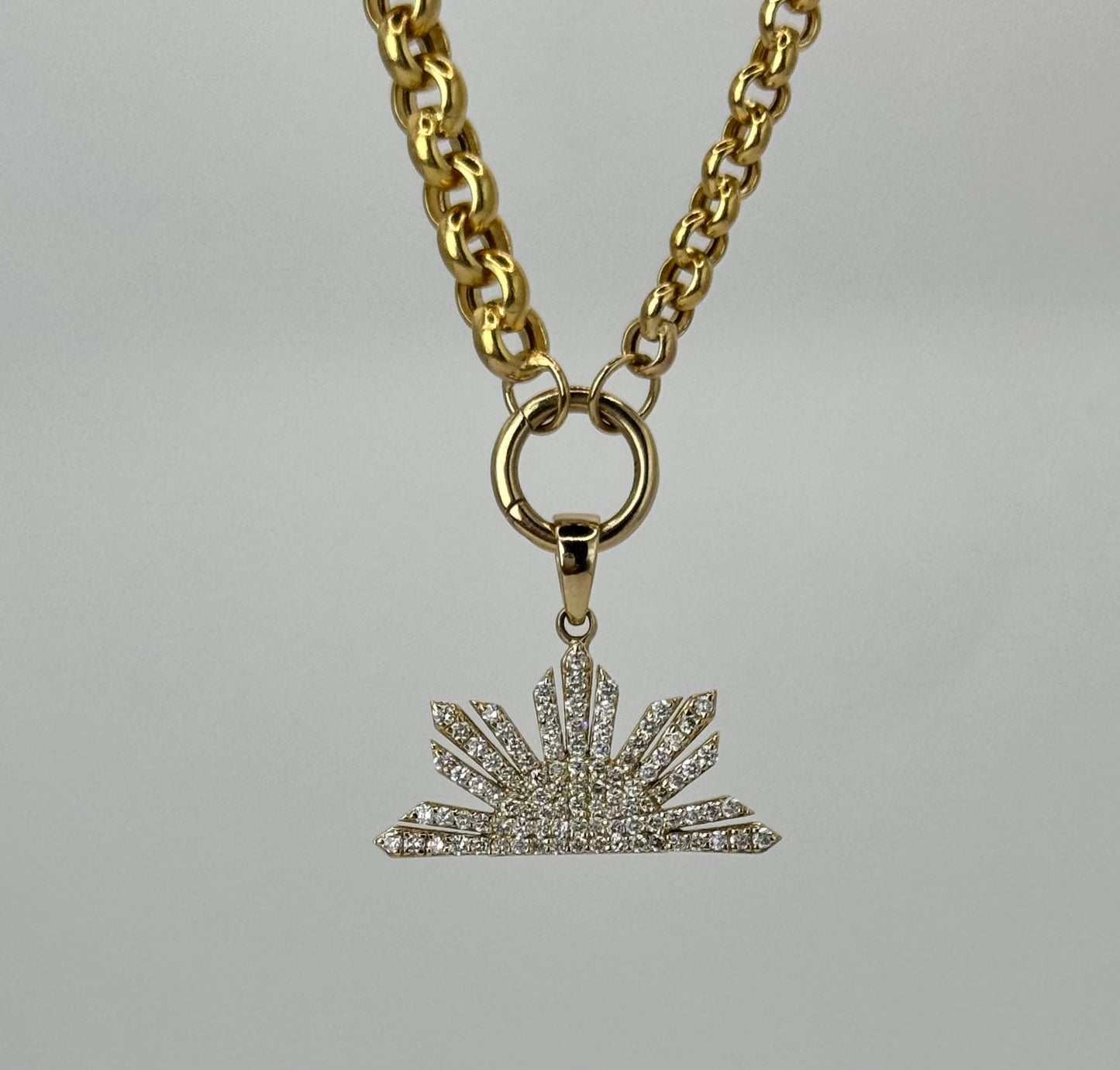 The Diamond Araw Pendant